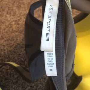 Victoria's Secret Intimates & Sleepwear - VSX sports bra Victoria's Secret Intimates & Sleepwear - VSX sports bra